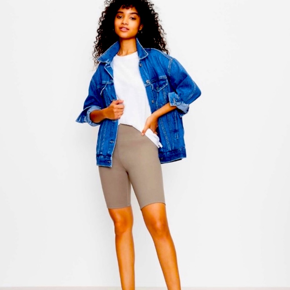 LOFT beige bike shirts thick high waisted flattering material